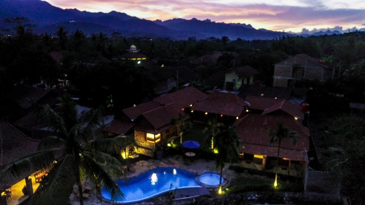 Gopalan Borobudur Hotel Magelang Ngoại thất bức ảnh